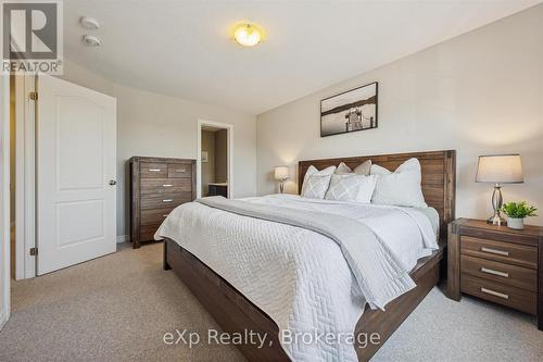 14 Sadler Street, Centre Wellington (Fergus), ON - Indoor Photo Showing Bedroom