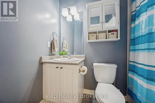 14 Sadler Street, Centre Wellington (Fergus), ON - Indoor Photo Showing Bathroom