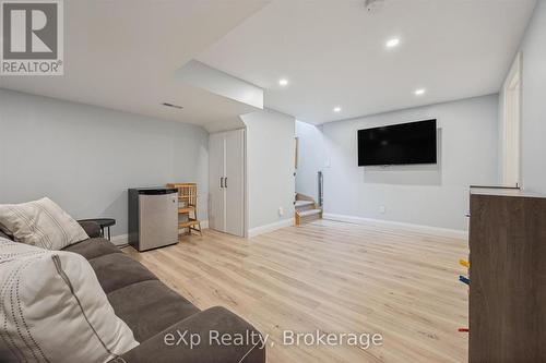 14 Sadler Street, Centre Wellington (Fergus), ON - Indoor