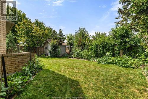 965 Greenpark, Windsor, ON - Outdoor