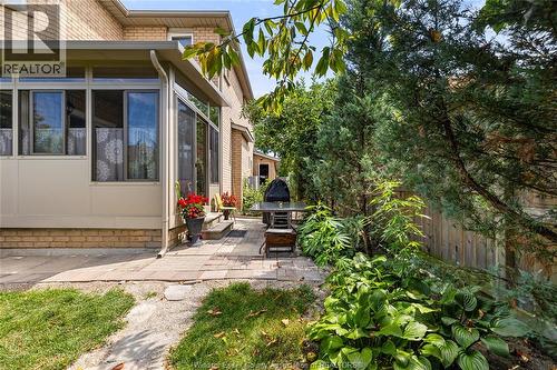 965 Greenpark, Windsor, ON - Outdoor