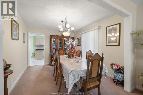 965 Greenpark, Windsor, ON - Indoor Photo Showing Dining Room