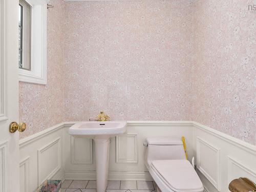 45 Longworth Avenue, Truro, NS - Indoor Photo Showing Bathroom