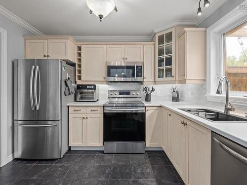 37 Pearl Drive, Colby, NS - Indoor Photo Showing Kitchen