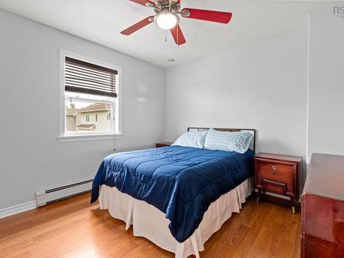 37 Pearl Drive, Colby, NS - Indoor Photo Showing Bedroom