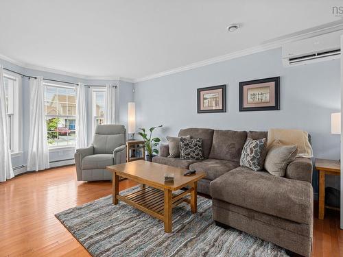 37 Pearl Drive, Colby, NS - Indoor Photo Showing Living Room