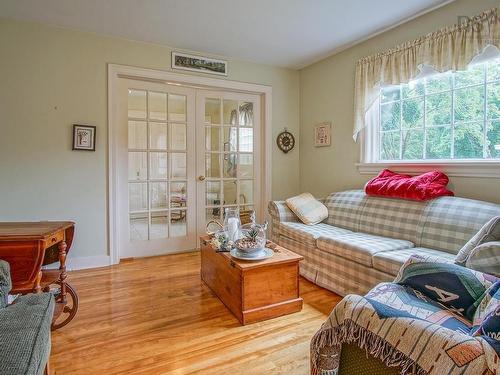 108 Marsters Avenue, Berwick, NS - Indoor Photo Showing Living Room