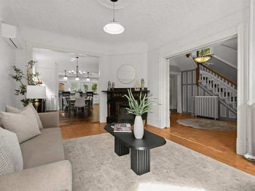 1890 Vernon Street, Halifax, NS - Indoor Photo Showing Living Room