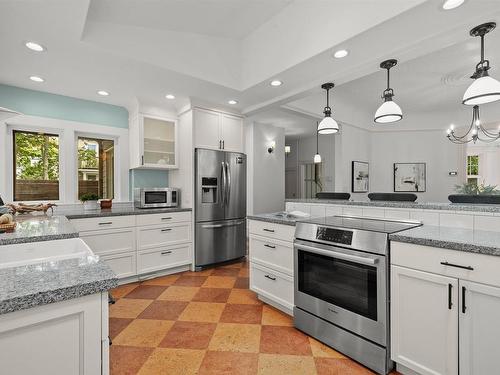 1890 Vernon Street, Halifax, NS - Indoor Photo Showing Kitchen With Upgraded Kitchen