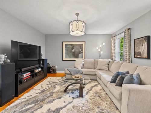 45 Canterbury Lane, Fall River, NS - Indoor Photo Showing Living Room