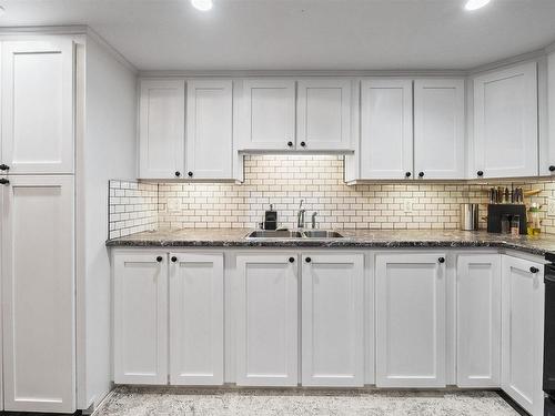 45 Canterbury Lane, Fall River, NS - Indoor Photo Showing Kitchen With Double Sink