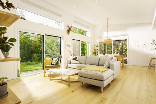 Vue d'ensemble - 711 Rue Des Cervidés, Sainte-Adèle, QC - Indoor Photo Showing Living Room