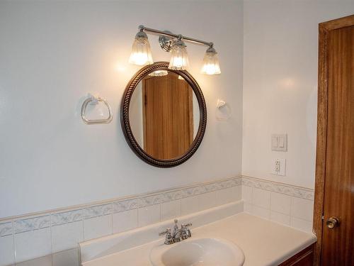 17 Maple Drive, Timberlea, NS - Indoor Photo Showing Bathroom