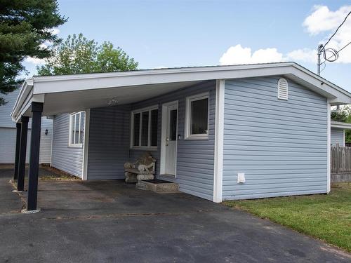 17 Maple Drive, Timberlea, NS - Outdoor