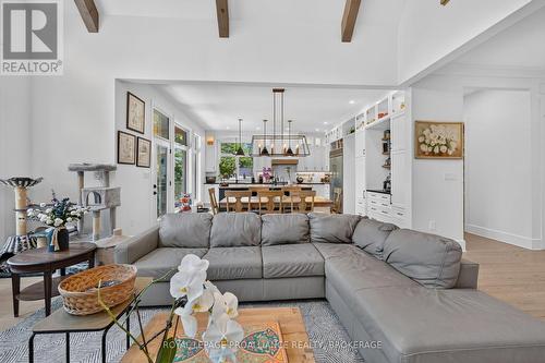 86 Macdonnell Street, Kingston (Central City East), ON - Indoor Photo Showing Living Room