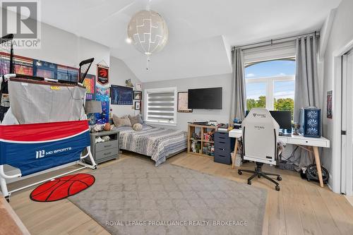 86 Macdonnell Street, Kingston (Central City East), ON - Indoor Photo Showing Bedroom