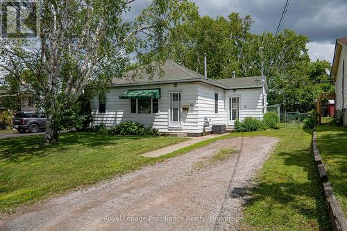 45 VALLEYVIEW CRESCENT  Belleville (Belleville Ward), ON K8P 3E9
