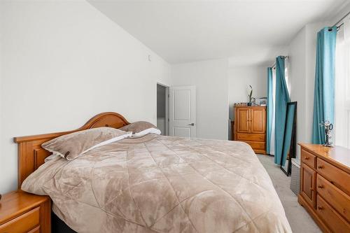 210 Main Street, Selkirk, MB - Indoor Photo Showing Bedroom