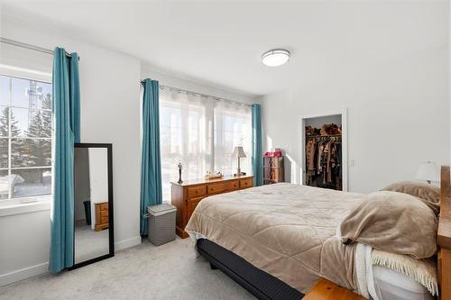 210 Main Street, Selkirk, MB - Indoor Photo Showing Bedroom