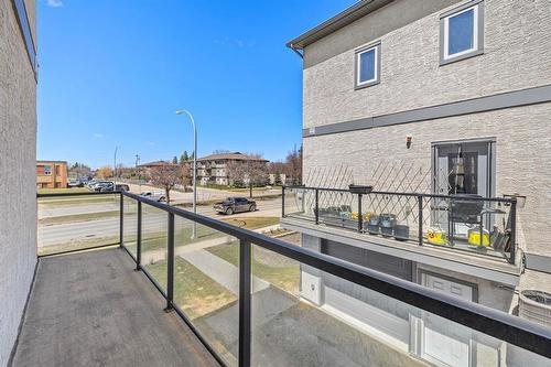 210 Main Street, Selkirk, MB - Outdoor With Balcony With Exterior