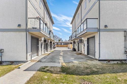 210 Main Street, Selkirk, MB - Outdoor With Balcony With Exterior