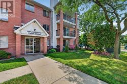 130 - 1096 JALNA BOULEVARD London South (South X), ON N6E 3B8