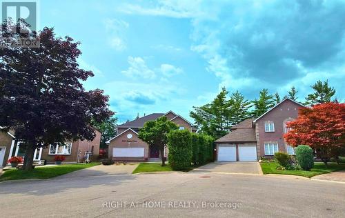 Tucked away on a quiet cul-de-sac - 1665 Asgard Drive, Mississauga, ON - Outdoor With Facade