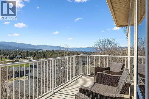 1285 Tanemura Crescent, Kelowna, BC - Outdoor With Exterior
