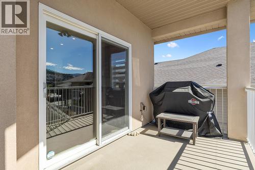 1285 Tanemura Crescent, Kelowna, BC - Outdoor With Exterior