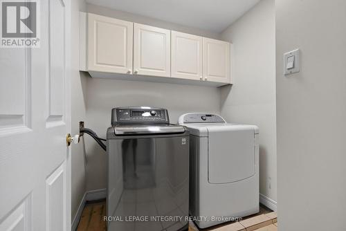 137 Hunterswood Crescent, Ottawa, ON - Indoor Photo Showing Laundry Room