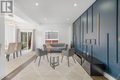 14 Redcedar Crescent, Hamilton, ON - Indoor
