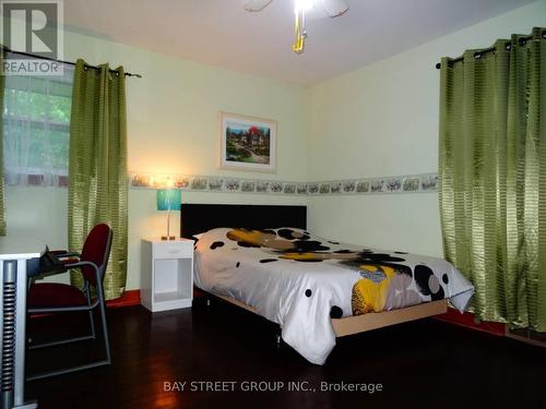 14 Macbeth Boulevard, St. Catharines, ON - Indoor Photo Showing Bedroom