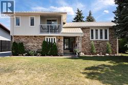165 SOUTH RIVERVIEW STREET Amherstburg, ON N9V 3R3