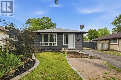1185 NORMAN COURT  Oshawa, ON L1H 7X2