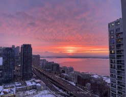 4112-85 Queens Wharf Road  Toronto, ON M5V 0J9