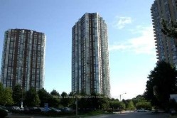 1306-5 Concorde Place Toronto, ON M3C 3M8