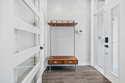 Mud Room - 1210 Rue Woodland, Montréal (Verdun/Île-Des-Soeurs), QC - Indoor Photo Showing Other Room