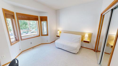 3329 Mt Fisher Drive, Cranbrook, BC - Indoor Photo Showing Other Room