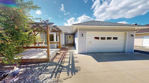 3329 Mt Fisher Drive, Cranbrook, BC - Outdoor