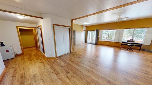 3329 Mt Fisher Drive, Cranbrook, BC - Indoor Photo Showing Other Room