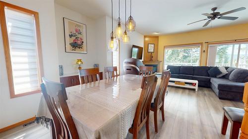 3329 Mt Fisher Drive, Cranbrook, BC - Indoor Photo Showing Dining Room