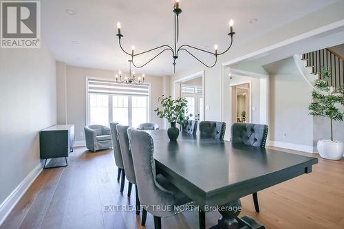 108 Rugman Crescent, Springwater, ON - Indoor Photo Showing Dining Room