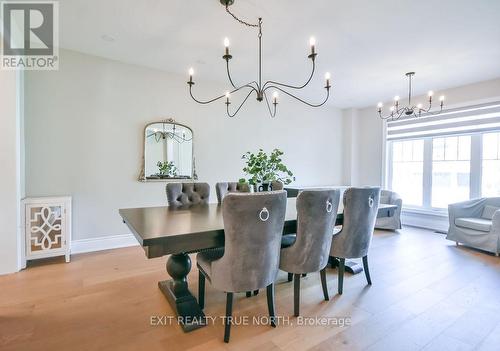 108 Rugman Crescent, Springwater, ON - Indoor Photo Showing Dining Room