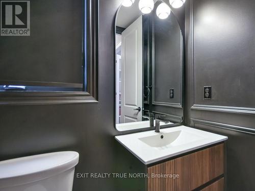 108 Rugman Crescent, Springwater, ON - Indoor Photo Showing Bathroom
