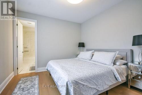 108 Rugman Crescent, Springwater, ON - Indoor Photo Showing Bedroom