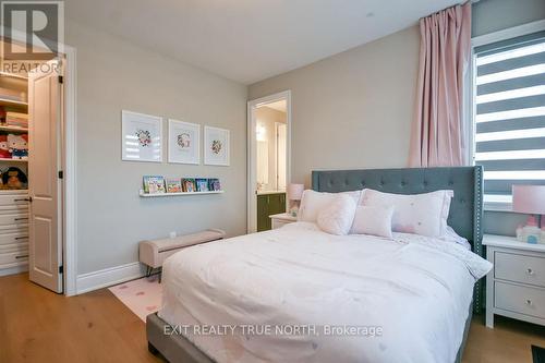 108 Rugman Crescent, Springwater, ON - Indoor Photo Showing Bedroom