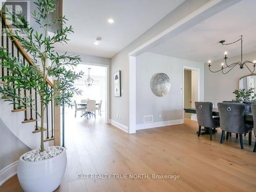 108 Rugman Crescent, Springwater, ON - Indoor Photo Showing Dining Room