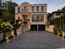 10 HILLAVON DRIVE Toronto, ON M9B 2P5