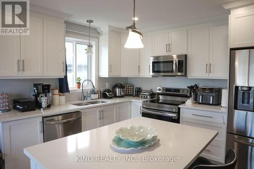 86 Cameron Crescent, Cornwall, ON - Indoor Photo Showing Kitchen With Double Sink
