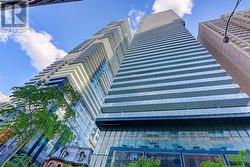 1406 - 15 GRENVILLE STREET Toronto, ON M4Y 0B9
